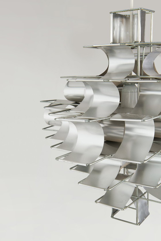 Cassiopée 7-Tier Pendant Light - Max Sauze – Pendant lamps, Aluminium (photo 5 of 13)