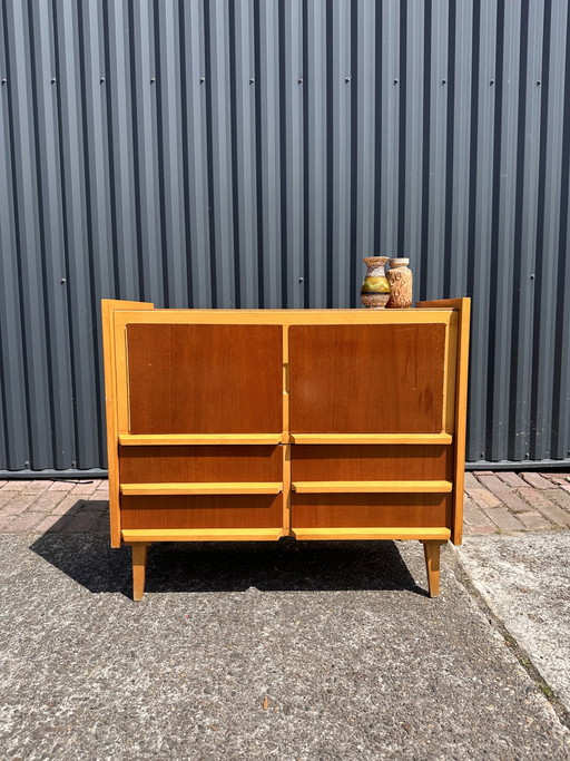 Armoire ancienne