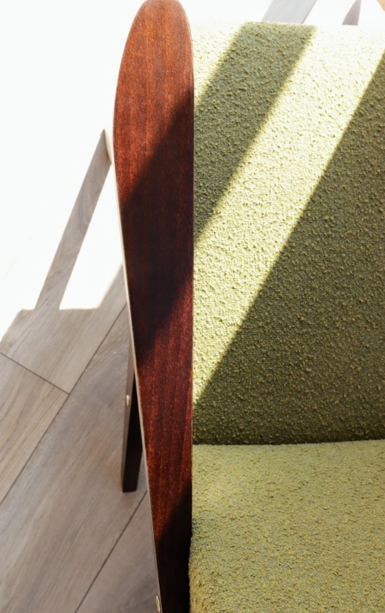 Image 1 of Vintage fauteuil mosgroen bouclé zigzag MCM 