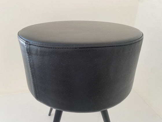 Image 1 of Sgabello vintage di design italiano – ZEUS Milano – Pelle nera e metallo