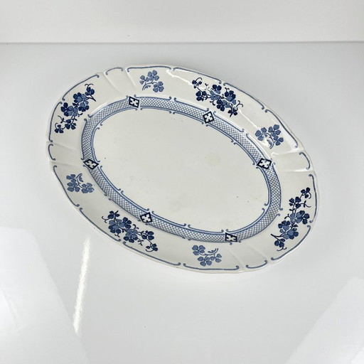 Grand Plat ovale Terre de Fer KG Lunéville, modele "Jane", bleu, 1890-1915