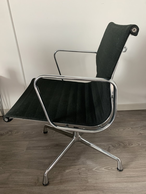 Image 1 of Vitra EA 108 - Grupo de aluminio Eames