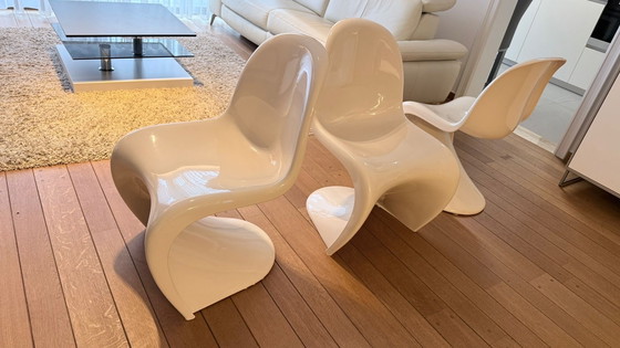 Image 1 of 3 Herman Miller Panton stoelen in glans Fehlbaum production (voor stichting Vitra) - 3 originele stoelen uit de jaren 70