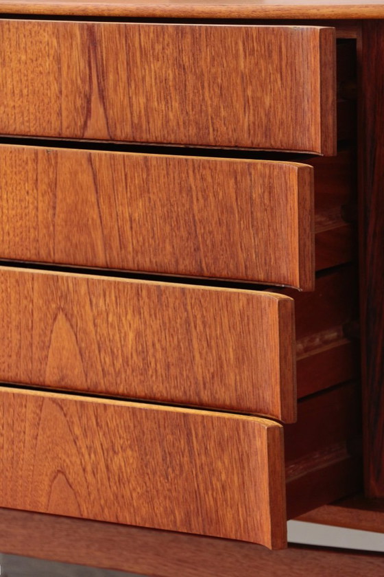 Image 1 of Aparador - White & Newton