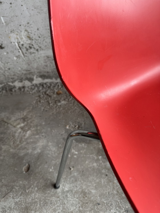 Image 1 of Paire de chaises "Maui" rouges Chaises par Vico Magistretti pour Kartell - Italian Design