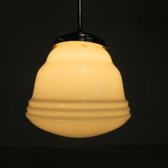 Image 1 of Art Deco hanglamp met opaline kap, Val St Lambert, jaren 30