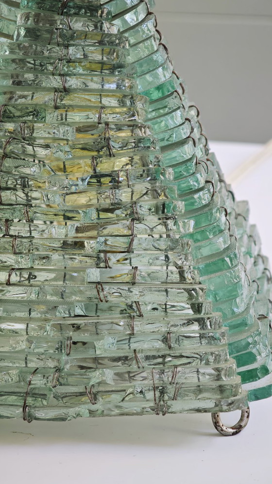 Image 1 of Lampada a piramide in vetro, design moderno di metà secolo