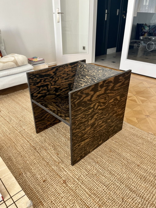 Minimalist Wood Flamed Chair