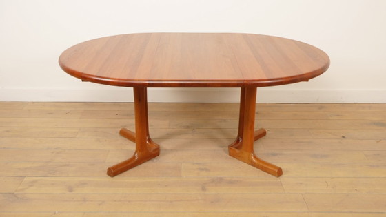 Vintage Extendable Round Dining Table | Dyrlund | Solid Teak | Danish | – Wood (photo 11 of 11)