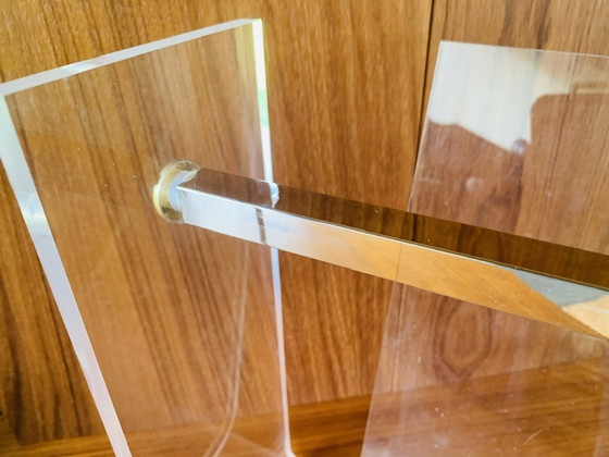 Image 1 of Zeitschriftenständer aus Plexiglas und Messing, 1970er Jahre