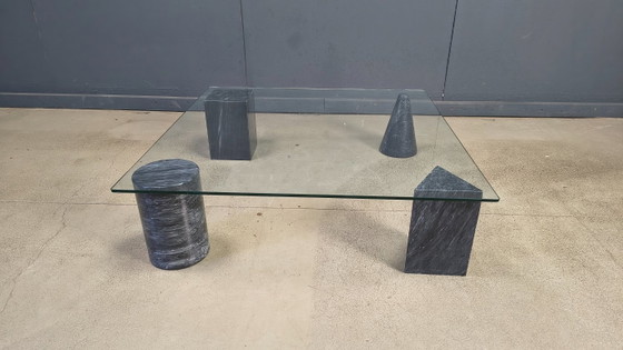 Image 1 of Table basse vintage en marbre italien, années 1970
