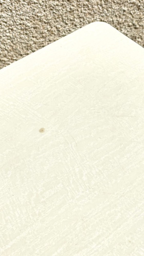 Image 1 of Vintage Formica table with 2 extensions