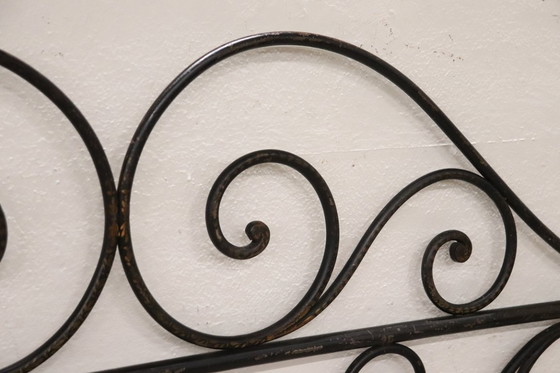 Image 1 of Letto matrimoniale antico in ferro battuto, Italia XIX secolo