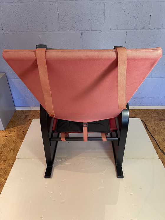 Image 1 of Chaise au design élégant