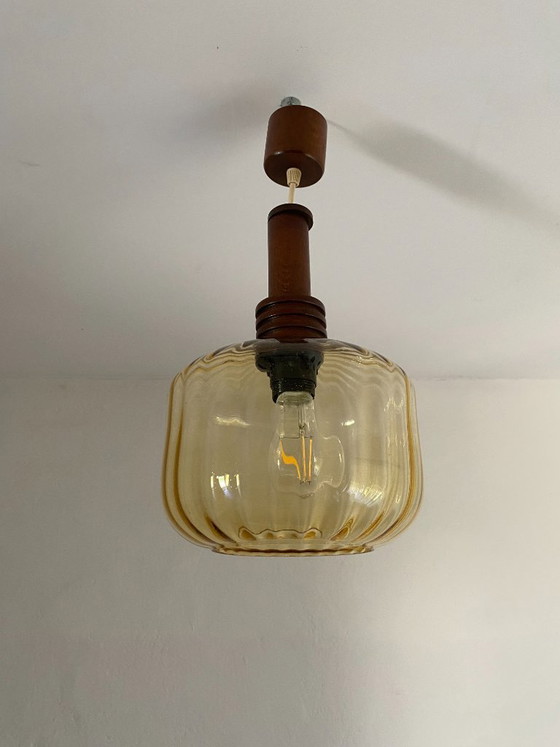 Vintage Joegoslavische hanglamp van amberkleurig glas, jaren 70. – Hanglampen (photo 6 of 11)