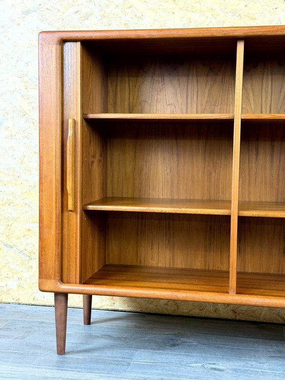 Image 1 of Teakhouten dressoir/credenza uit de jaren 60/70, Deens modern design, Denemarken