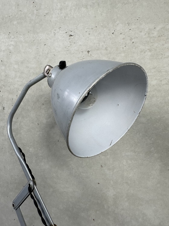 Image 1 of Vintage industriële schaarlamp AGI