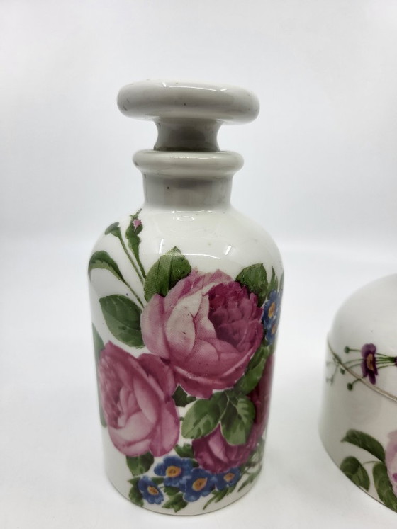 Image 1 of Juego de baño de porcelana de París, Francia, 1950 (juego de 3 piezas)