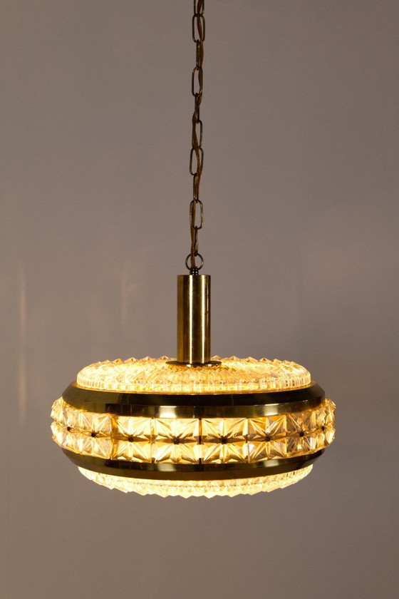 Image 1 of Lampada a sospensione Vitrika 'Prizmpendel' in ottone e vetro pressato