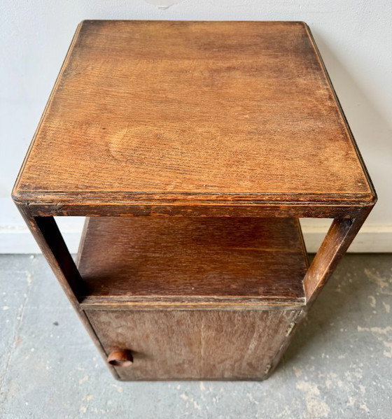 Image 1 of Table de chevet vintage avec étagère