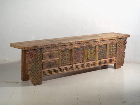 Antique Chinese carved fir low sideboard with ornate panels – Gansu, circa 1930 (photo 5 of 40)