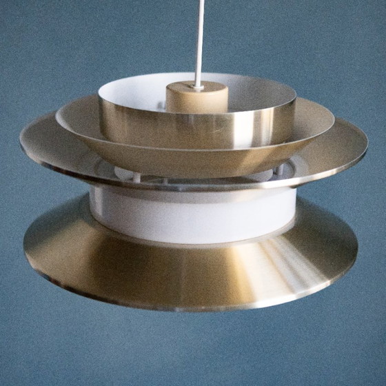 Lampada a sospensione svedese color oro di Carl Thore – Lampade a sospensione, Metal (photo 5 of 11)