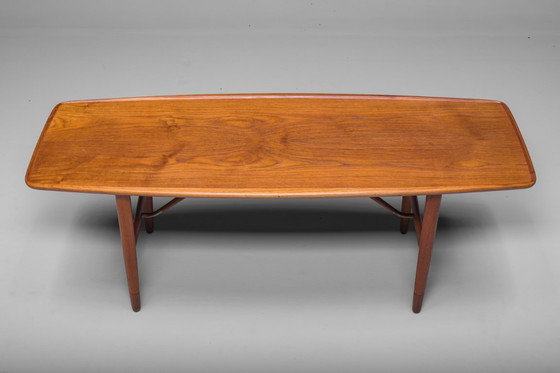 Image 1 of Teakhouten salontafel van Finn Juhl, jaren 1960