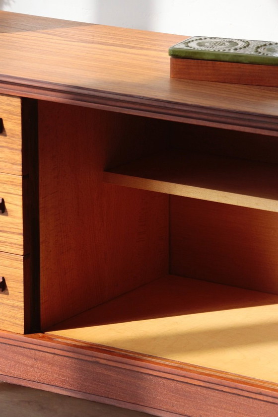 Image 1 of White & Newton Scandinavisch teakhouten dressoir | Vintage design uit de jaren 60