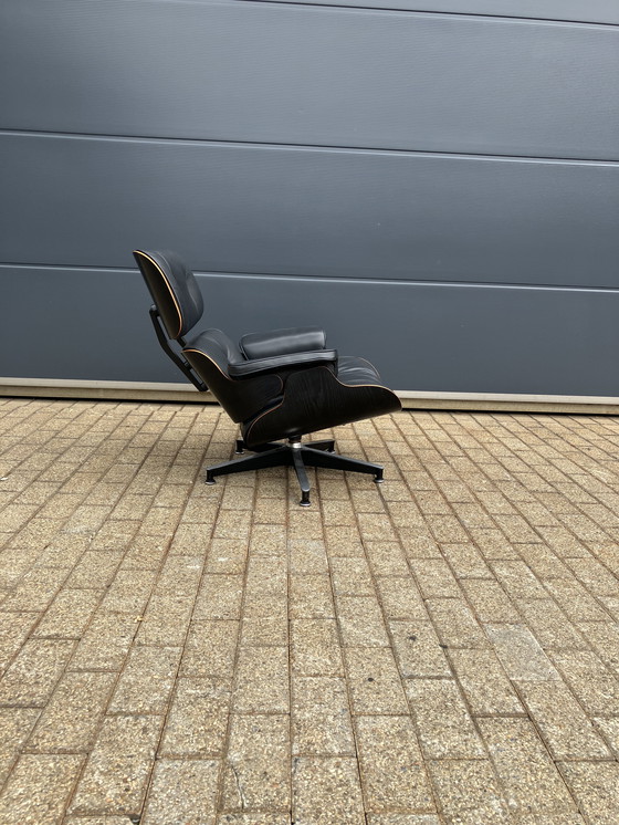 Image 1 of Herman Miller USA Eames Lounge chair 70's edición limitada