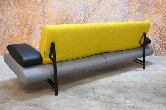 Image 1 of NOUVEAU canapé design rembourré Harvink Armslag