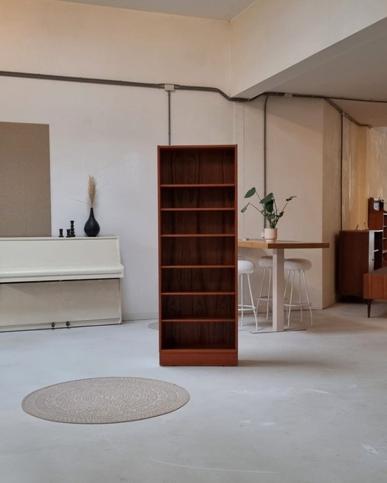 Image 1 of Librería de mediados de siglo