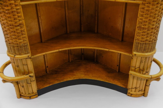 Image 1 of Bamboe bar met 5 bamboe barkrukken, jaren 1950, Italië