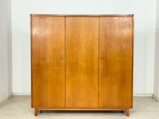 Vintage kledingkast / Kledingkast uit het midden van de 20e eeuw – jaren 60
