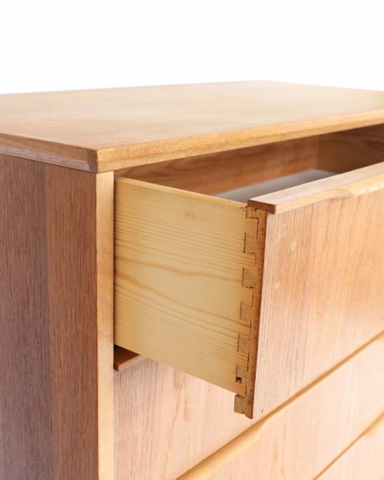 Image 1 of Vintage eiken ladekast Deens design tallboy xl