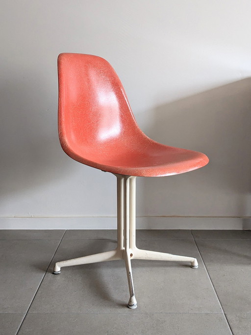 Herman Miller Fiberglas La Fonda Bijzetstoel - Eames