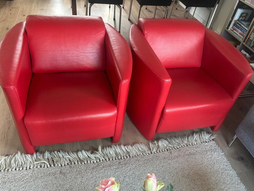 Set di due poltrone in pelle rossa