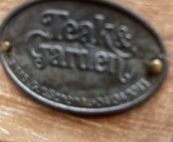 Wunderschöne, schwere Teak-Gartenbank, Modell Lancaster, 183 cm – Teak and Garden, Gartenbänke, Wood (photo 4 of 6)