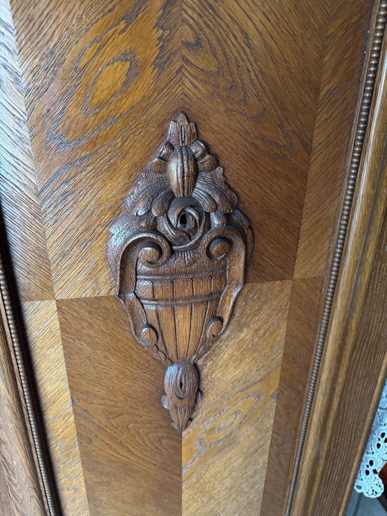 Image 1 of Antiguo armario de loza de alrededor de 1900