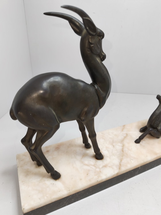Esculturas Art Déco francesas originales con dos gacelas – Marble, Metal (photo 9 of 13)