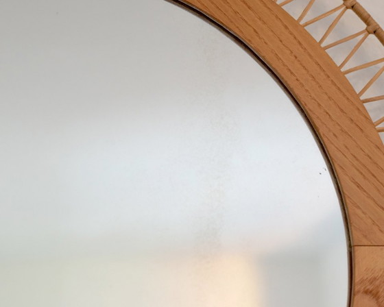 Image 1 of Oost-Duitse ronde wandspiegel van hout en riet – Vintage jaren 70 Boho Mid Century spiegel