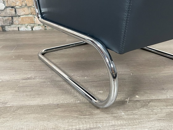 Image 1 of Thonet S411