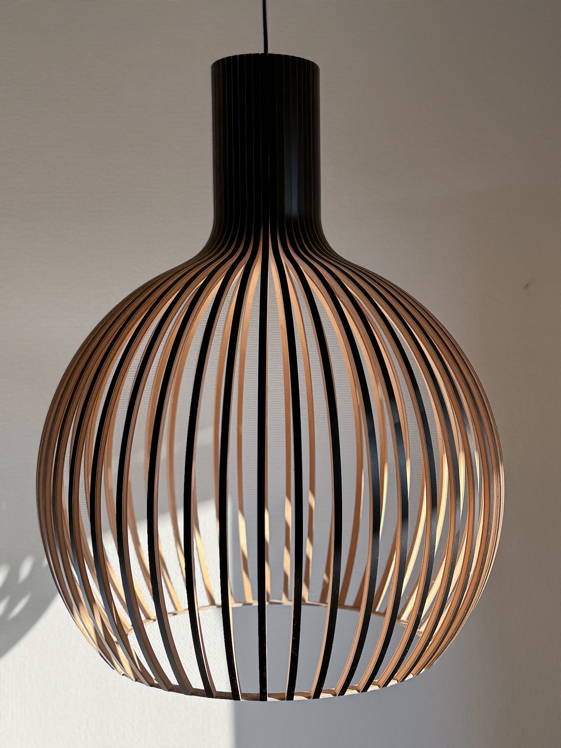 Secto Design Octo 4240 | €350 | Whoppah