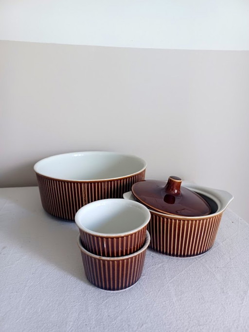 Set da 4 pezzi in gres Villeroy & Boch – Marrone a coste – (marcato, annata 1970-1980)