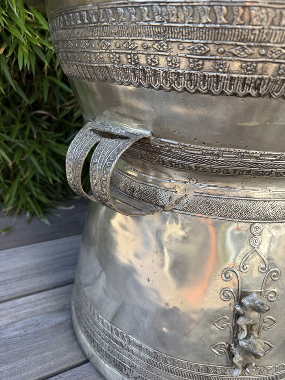 Image 1 of Bijzettafel thaise drum