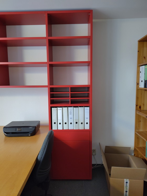 Image 1 of Armario de pared a medida con escritorios integrados