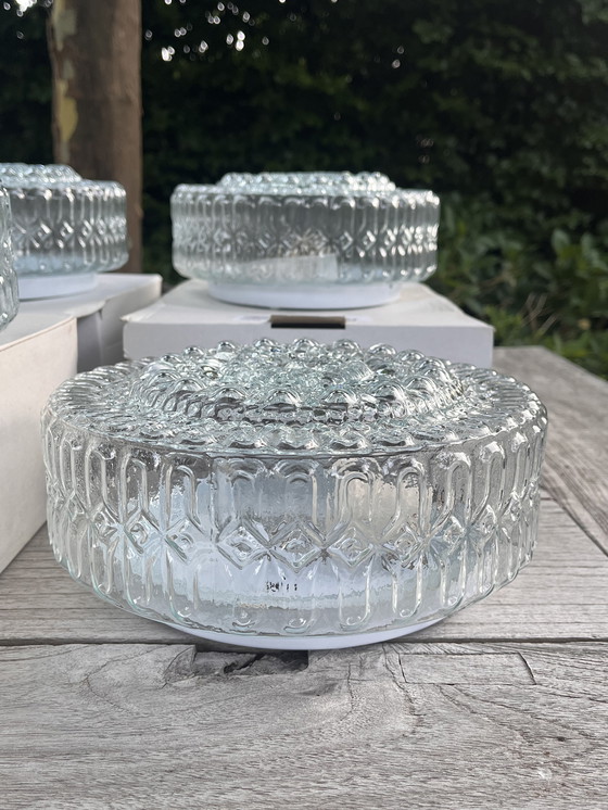 Image 1 of 4 vintage glazen plafondlampen massive 