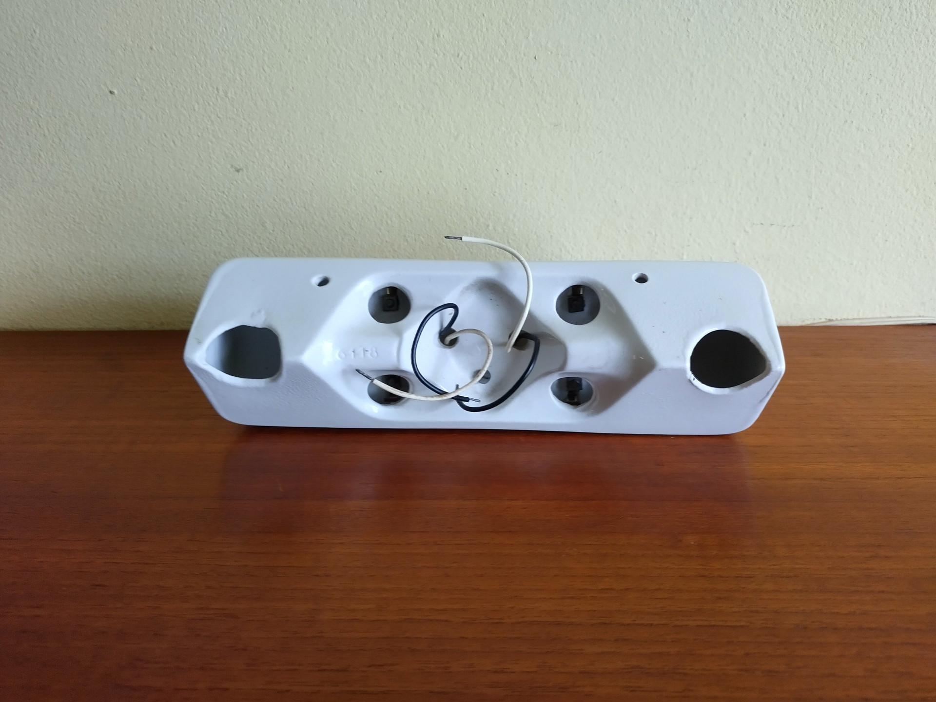 Wilhelm Wagenfeld - Lindner - Wall lamp 6118 | €180 | Whoppah