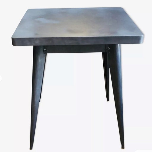 Tolix table