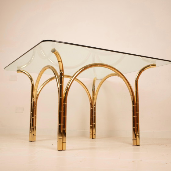 Table de salle à manger italienne méditerranéenne en acier plaqué laiton effet bambou et plateau en verre (photo 13 of 21)