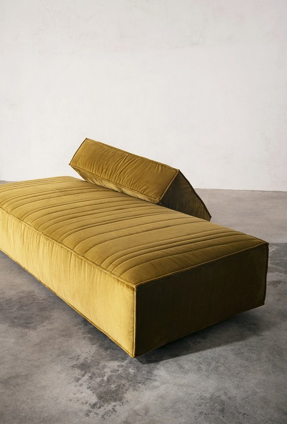 Image 1 of Pile à canapés